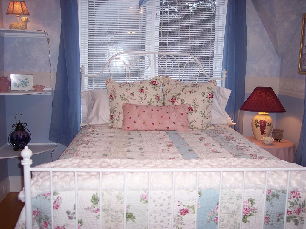 The Maples Bed And Breafast Hotel Angus Cameră foto